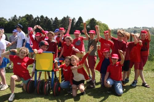 Gruppenfoto der Race-Day-Teilnehmer